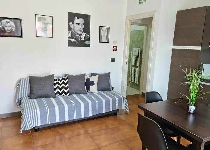 Of Fame - Gallery With Fully Equipped Kitchen, Separate Entrance, Free Parking Apartament *