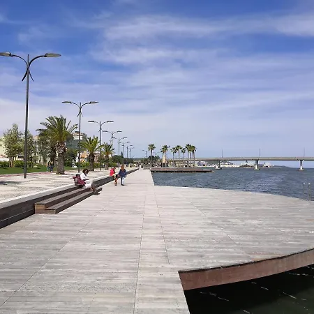 Lejlighed Of Fame - Gallery With Fully Equipped Kitchen, Separate Entrance, Free Parking Olbia