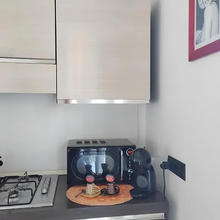 Lejlighed Of Fame - Gallery With Fully Equipped Kitchen, Separate Entrance, Free Parking Olbia