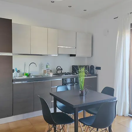 Of Fame - Gallery With Fully Equipped Kitchen, Separate Entrance, Free Parking Lejlighed Olbia